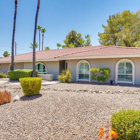 Pool, Hot Tub: Family-Friendly Scottsdale Home!-3